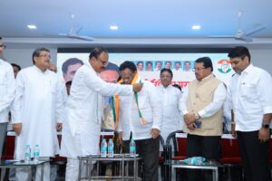 डॉ. सिरिवेल्ला प्रसाद महाराष्ट्र